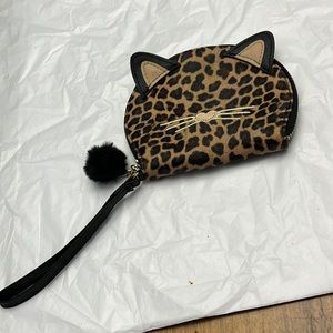 😎No Boundries Cat Face Shaped Wristlet Leopard